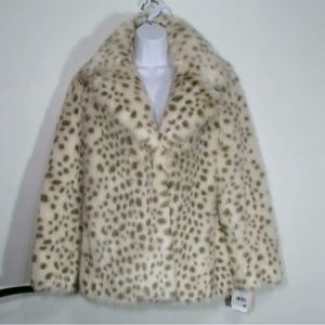 Amazing fur coat! Kate spade